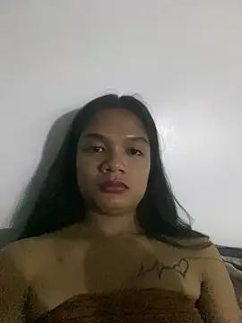 Snapshot of Naya_Hilton chatting on May 12, 2026, 9:43 pm Naya Hilton online show from May 12, 2026, 9:43 pm