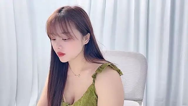 Qingqing19 online show from May 30, 2026, 2:34 pm