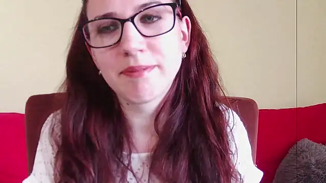Snapshot of EmilyHotAngel chatting on August 5, 2026, 2:22 pm EmilyHotAngel online show from August 5, 2026, 2:22 pm