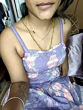 Tamil  Thara003 online show from June 26, 2026, 6:41 am