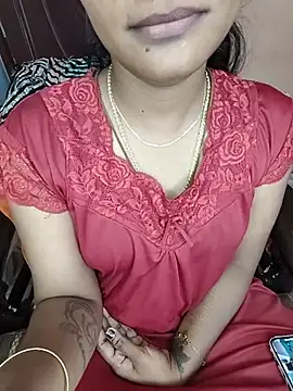 Tamil  Thara003 online show from July 17, 2026, 4:10 am