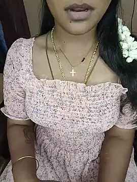 Tamil  Thara003 online show from July 18, 2026, 4:48 pm