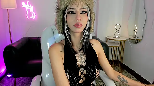 hisui dollgirl online show from July 10, 2026, 1:33 pm