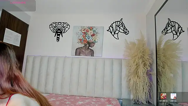 Snapshot of Kira_Venom chatting on May 27, 2026, 12:12 pm Kira Venom online show from May 27, 2026, 12:12 pm