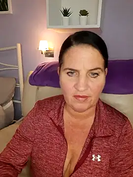 Snapshot of Velvet-Milf chatting on May 16, 2026, 7:51 am Velvet-Milf online show from May 16, 2026, 7:51 am