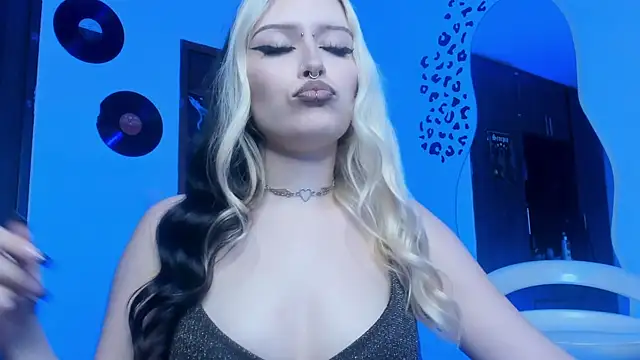 scorpiogoddess online show from July 30, 2026, 4:22 am