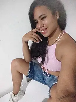 Snapshot of AntonellaMonroew chatting on June 12, 2026, 1:47 am AntonellaMonroew online show from June 12, 2026, 1:47 am