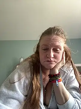 Kellilyn10 online show from June 25, 2026, 5:51 pm