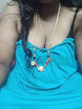 Snapshot of tamilkavitha123 chatting on August 5, 2026, 2:38 am tamilkavitha123 online show from August 5, 2026, 2:38 am