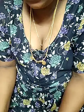 Snapshot of tamilkavitha123 chatting on July 25, 2026, 5:30 pm tamilkavitha123 online show from July 25, 2026, 5:30 pm