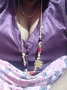 tamilkavitha123 online show from May 31, 2026, 4:57 pm