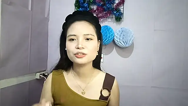 FerminaBoutwell online show from June 3, 2026, 11:11 am