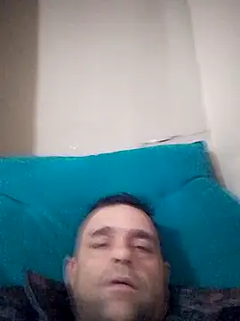 CasalCoupeBrasil online show from June 18, 2026, 4:00 am