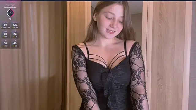 Snapshot of Little_Lilia chatting on June 5, 2026, 4:56 pm Little Lilia online show from June 5, 2026, 4:56 pm
