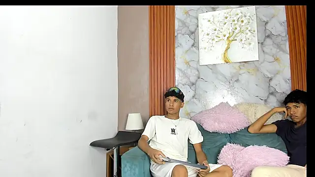 BOUL GUYS online show from July 5, 2026, 1:21 am