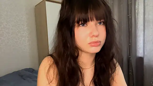EmilyMercurial online show from May 26, 2026, 10:02 am