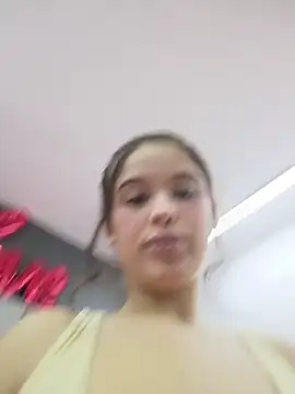 Amber-Horney- online show from May 7, 2026, 2:42 pm