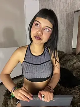 Snapshot of AntonellaCooper_Pink chatting on May 23, 2026, 8:13 am AntonellaCooper Pink online show from May 23, 2026, 8:13 am