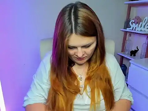 GingerKitten1 online show from August 5, 2026, 1:05 pm