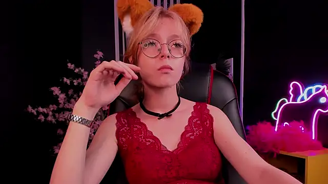 FoxxyyPolly online show from July 5, 2026, 5:14 am