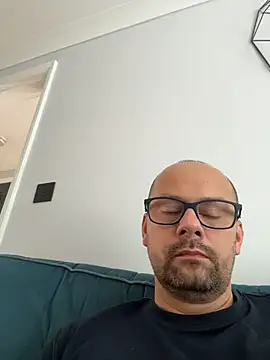 NakedAndrewHot online show from June 21, 2026, 3:40 pm