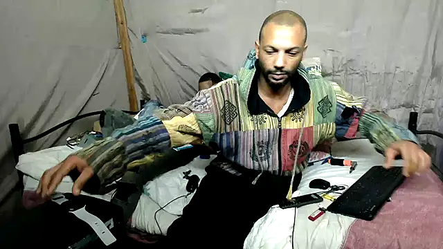 Camodick online show from July 30, 2026, 8:52 pm