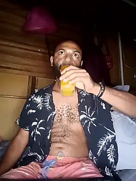 Camodick online show from February 4, 2026, 6:03 pm