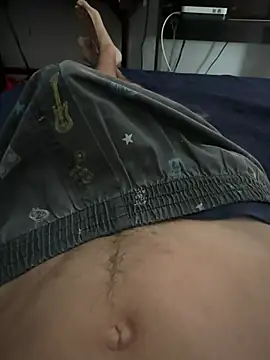 Snapshot of Davidphantom99 chatting on July 4, 2026, 2:32 pm Davidphantom99 online show from July 4, 2026, 2:32 pm