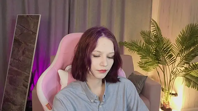 AliceJohansone online show from May 29, 2026, 1:55 am