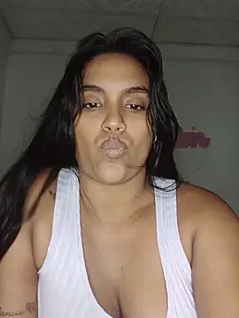 Snapshot of latin_indian chatting on May 13, 2026, 11:12 pm latin indian online show from May 13, 2026, 11:12 pm