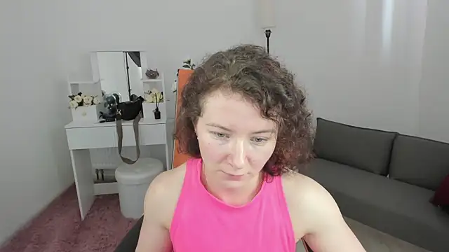 AureliaGleam online show from July 6, 2026, 7:37 am