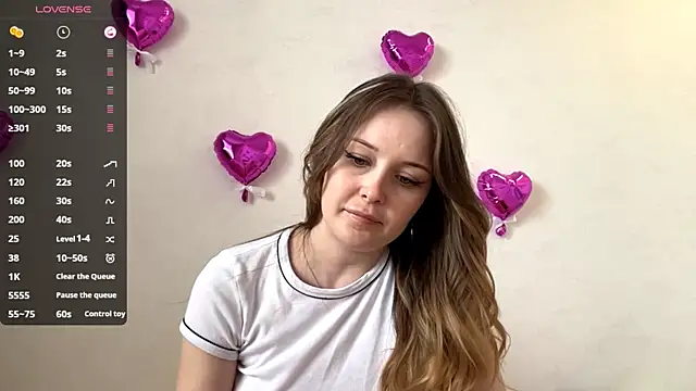 MarryMurietto online show from June 24, 2026, 1:21 pm