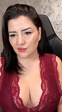 SophiePale online show from November 14, 2025, 9:13 am