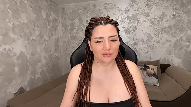 SophiePale online show from February 15, 2025, 7:49 am