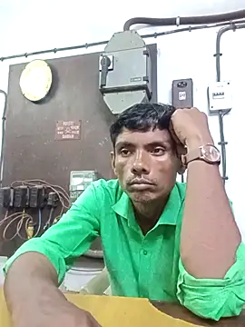 Snapshot of Hot-Parinda200 chatting on May 19, 2026, 8:43 am Hot-Parinda200 online show from May 19, 2026, 8:43 am