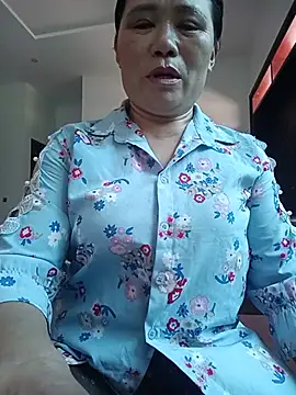 -Lytina- online show from August 1, 2026, 5:49 am