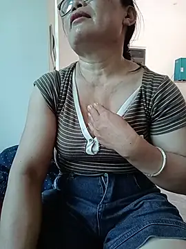 -Lytina- online show from July 14, 2026, 3:55 am
