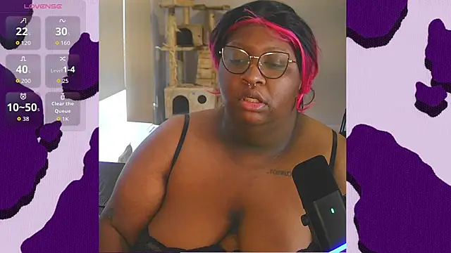 xxmoniquestarrxx online show from May 24, 2026, 2:06 pm