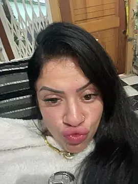 belababyy online show from July 28, 2026, 7:39 pm