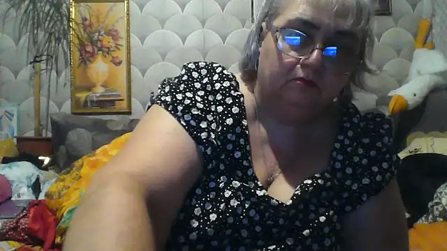 Snapshot of MarinaFarina53 chatting on July 17, 2026, 6:16 pm MarinaFarina53 online show from July 17, 2026, 6:16 pm