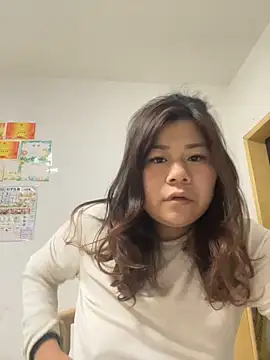 liuhaojiejie online show from May 9, 2026, 3:48 pm