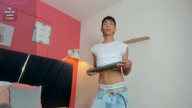 ero boy40 online show from July 6, 2026, 4:41 am