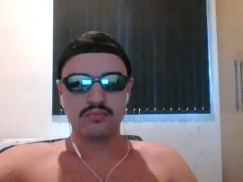felipegaucho online show from May 8, 2026, 11:58 am
