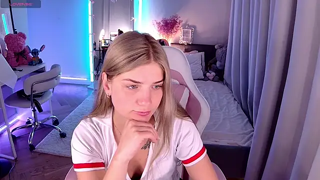 Snapshot of Leri_One chatting on May 18, 2026, 6:07 am Leri One online show from May 18, 2026, 6:07 am