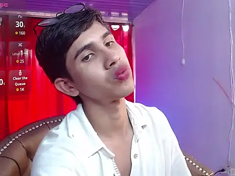 joshua saenz  online show from June 2, 2026, 8:31 pm