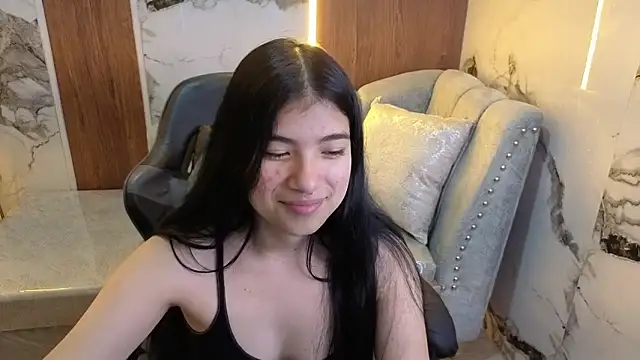 Snapshot of alesia_v_v chatting on June 28, 2026, 3:24 am alesia v v online show from June 28, 2026, 3:24 am