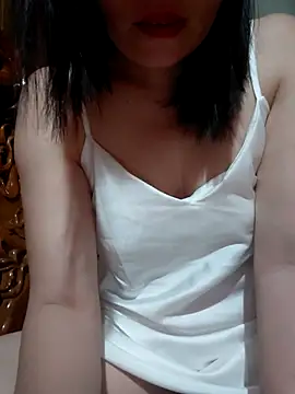 -Trici- online show from July 25, 2026, 11:22 pm
