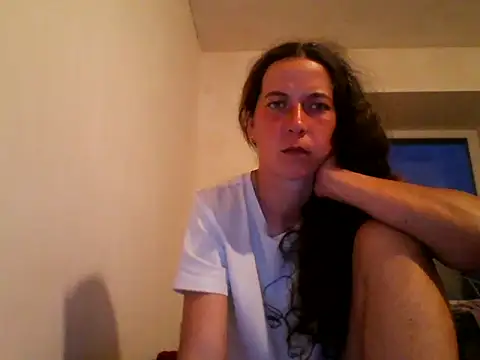 Snapshot of DanicaFey chatting on May 21, 2026, 6:05 pm DanicaFey online show from May 21, 2026, 6:05 pm
