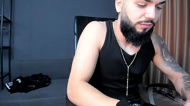 OscarWillss online show from May 31, 2026, 4:51 am