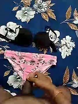 harrysexo5 online show from July 18, 2026, 1:20 pm